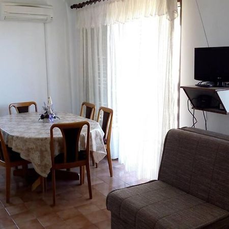 Apartment Zdenka Rasa Ngoại thất bức ảnh